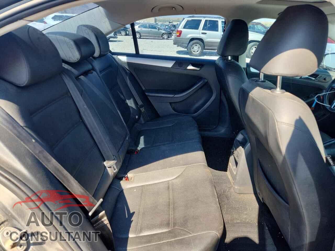 VOLKSWAGEN JETTA 2012 - 3VW3L7AJXCM411232