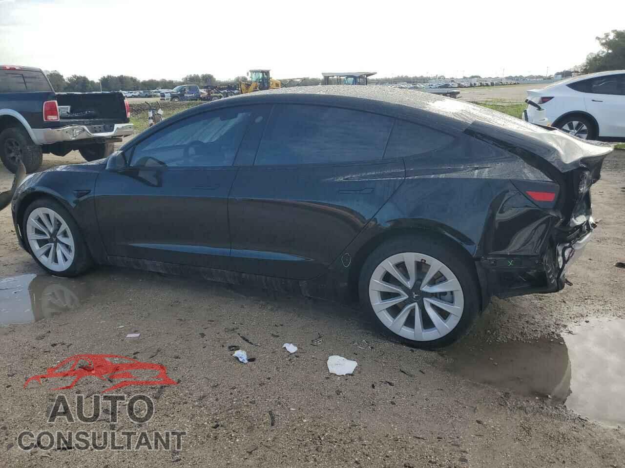 TESLA MODEL 3 2022 - 5YJ3E1EA6NF239857