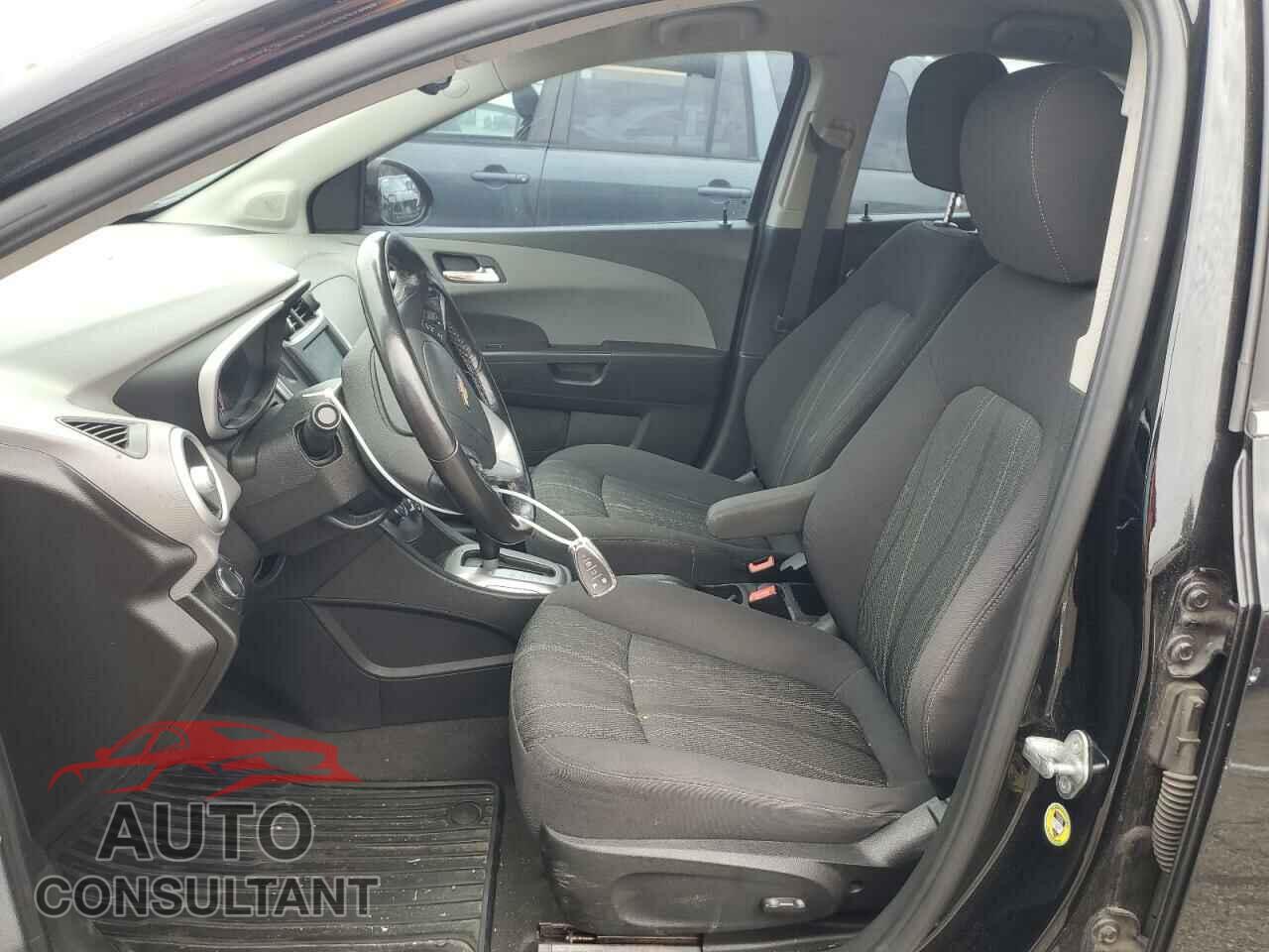 CHEVROLET SONIC 2017 - 1G1JD5SH9H4176292