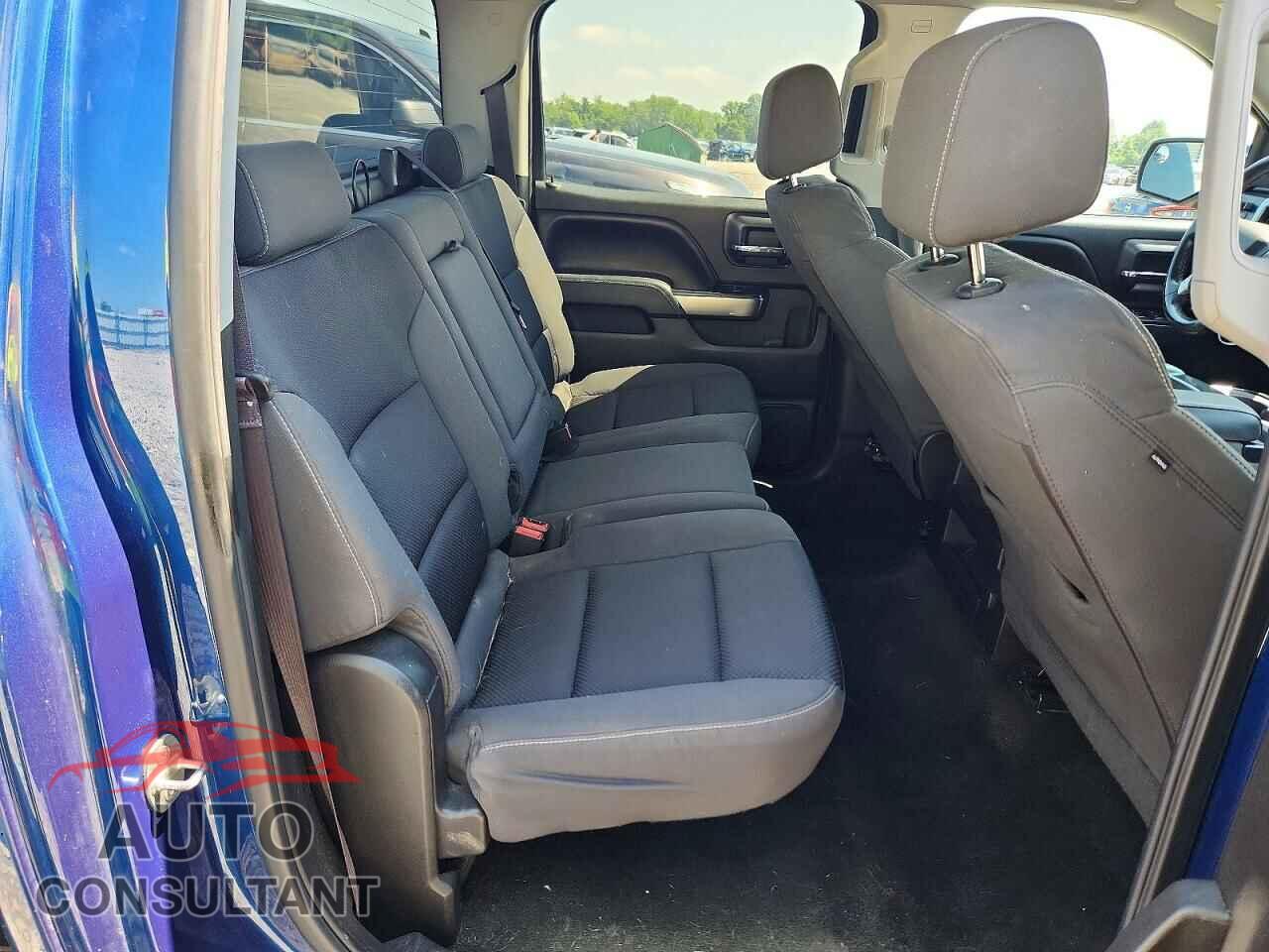 CHEVROLET SILVERADO 2017 - 3GCUKREC5HG105689