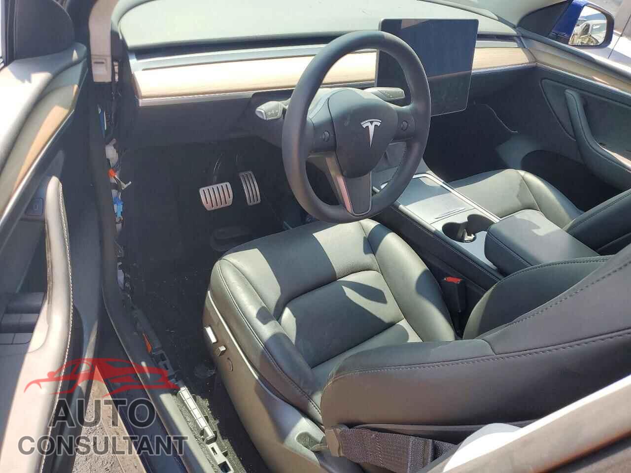 TESLA MODEL Y 2023 - 7SAYGDEF7PF866070