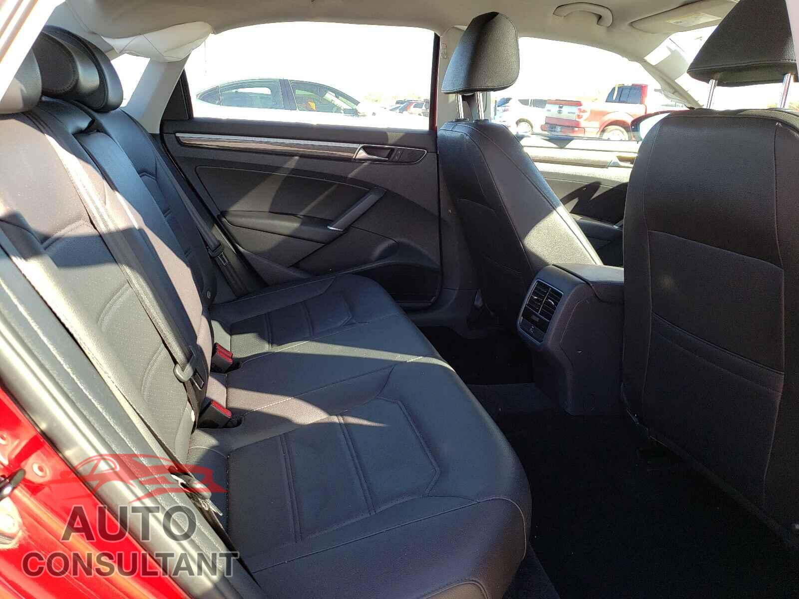 VOLKSWAGEN PASSAT 2017 - 1VWBT7A36HC050121