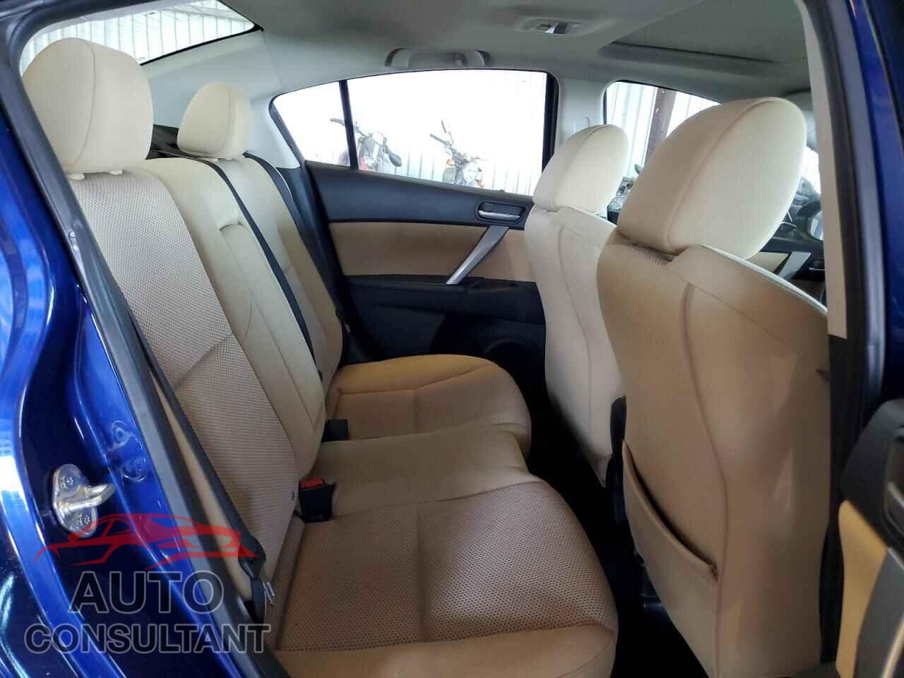 MAZDA MAZDA3 2012 - JM1BL1V69C1578910