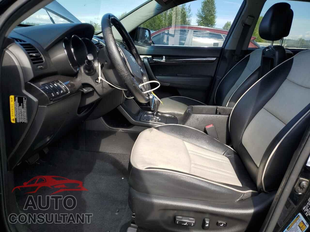 KIA SORENTO 2013 - 5XYKWDA23DG371118