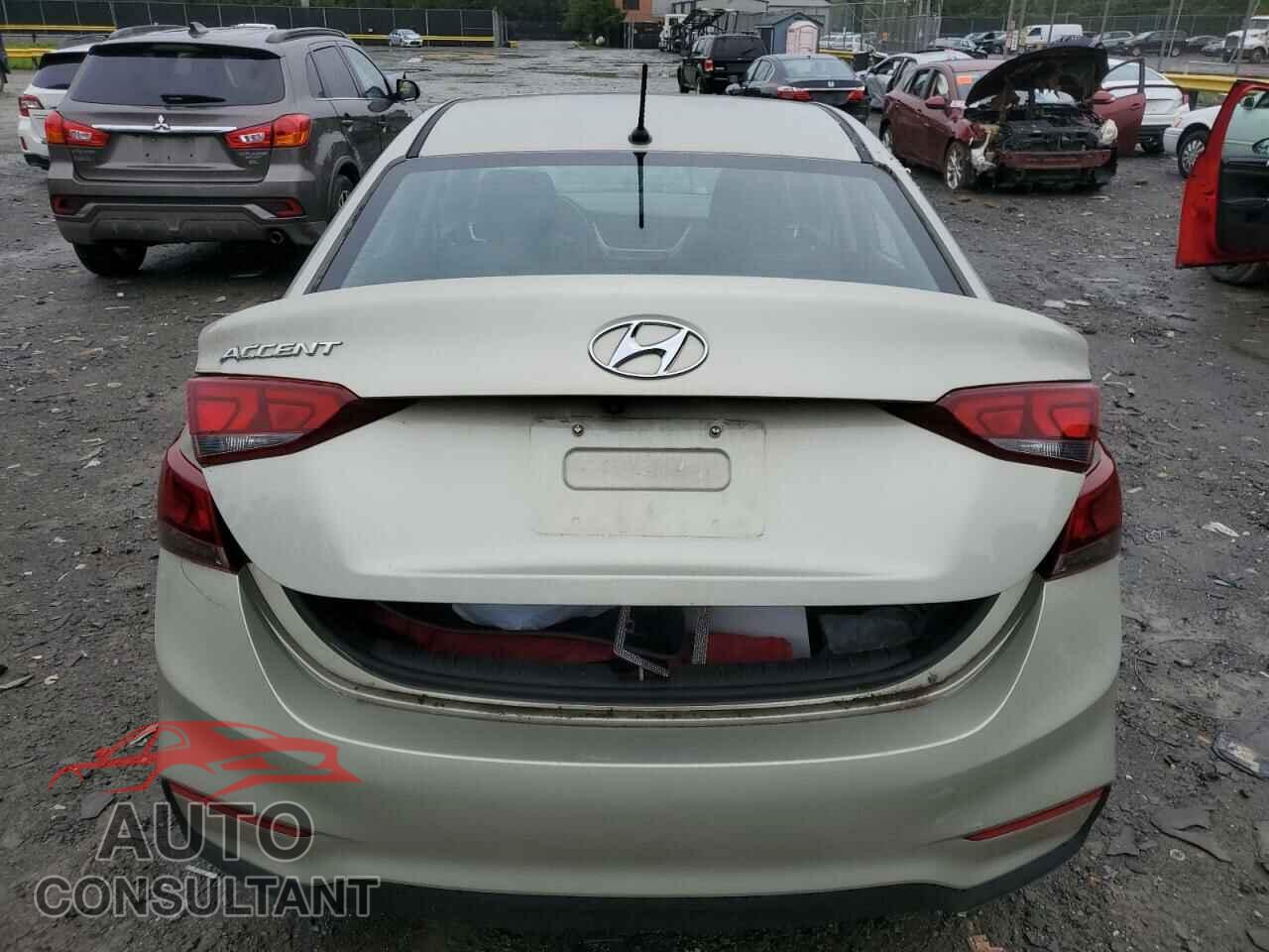 HYUNDAI ACCENT 2019 - 3KPC24A3XKE080943