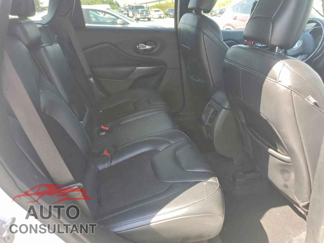JEEP CHEROKEE 2021 - 1C4PJMLB3MD118736