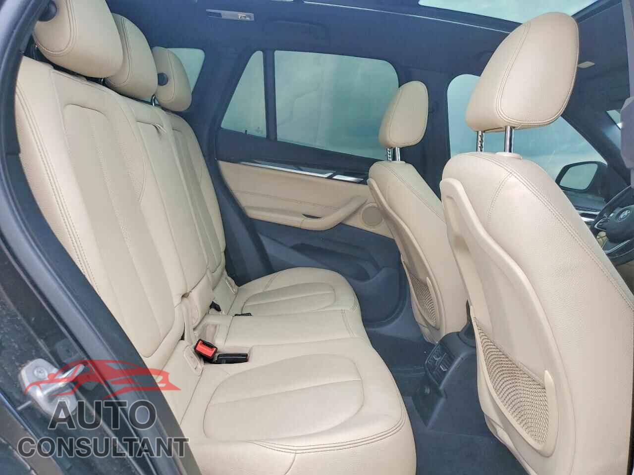 BMW X1 2016 - WBXHT3C33G5F66268