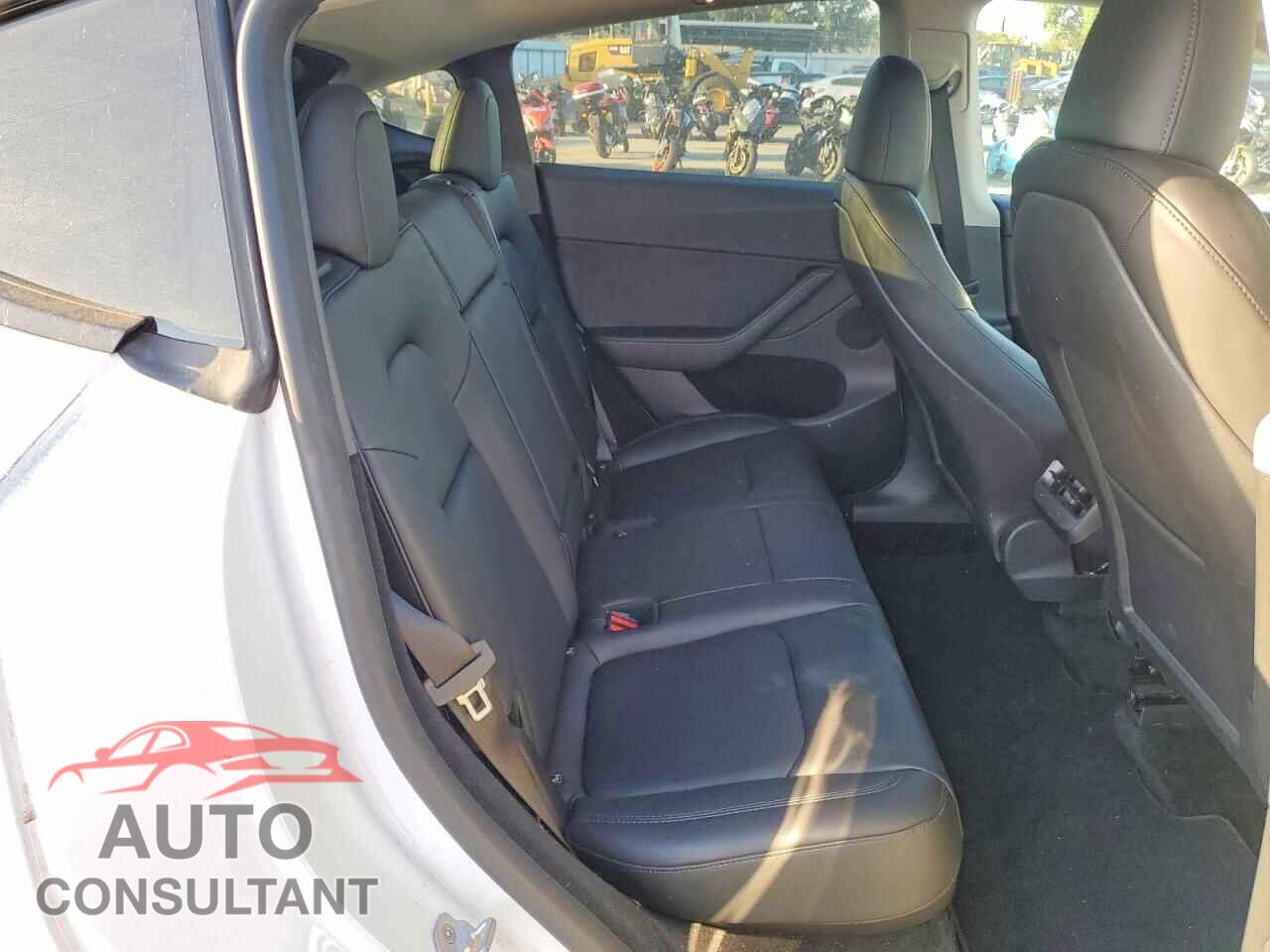 TESLA MODEL Y 2023 - 7SAYGDEE9PF848774