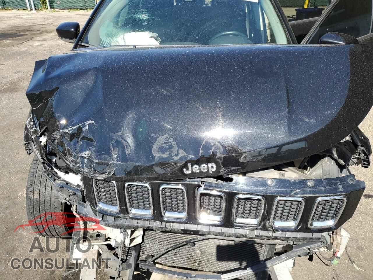 JEEP COMPASS 2018 - 3C4NJDCBXJT340638