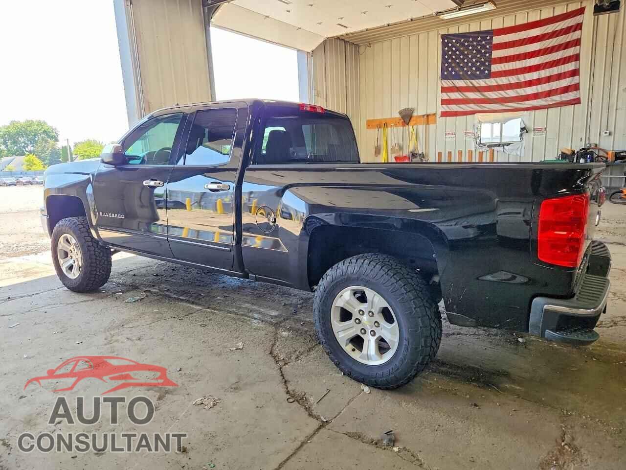 CHEVROLET SILVERADO 2015 - 1GCVKREC9FZ310319