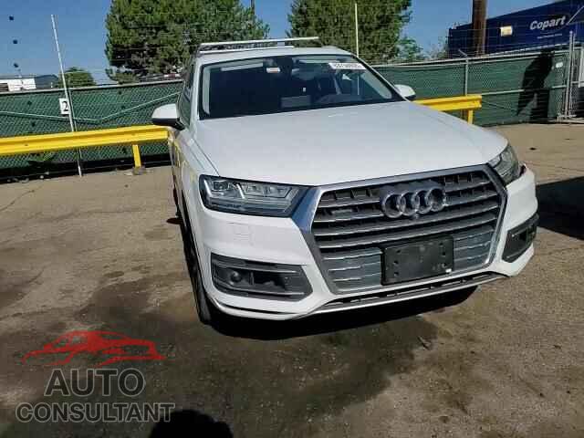 AUDI Q7 2018 - WA1VAAF78JD026802