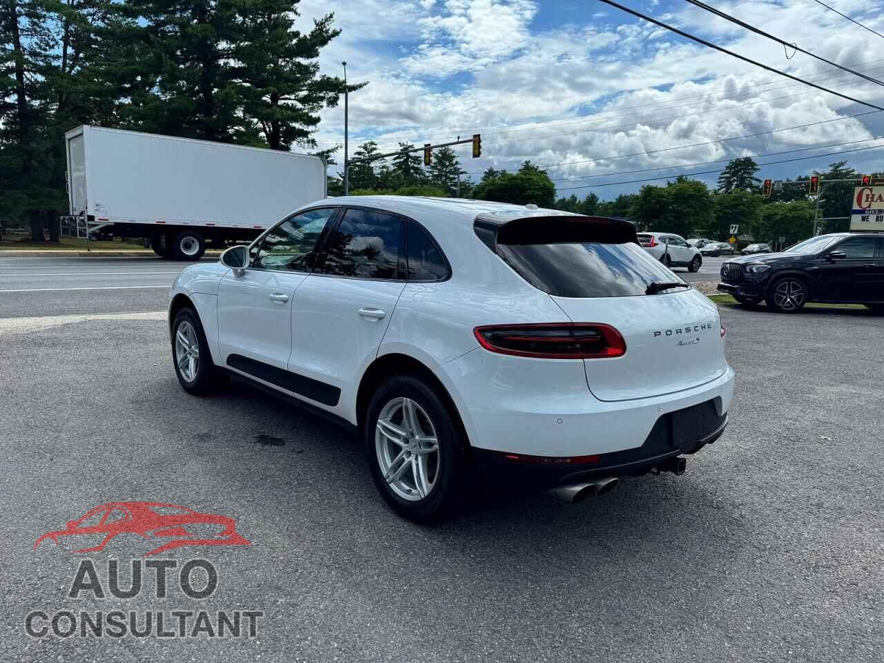 PORSCHE MACAN 2018 - WP1AB2A52JLB33457