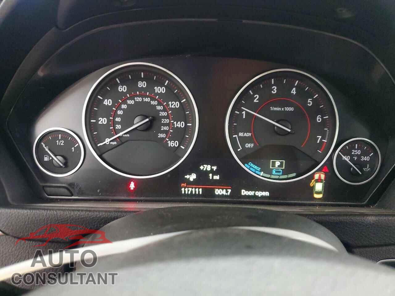 BMW 3 SERIES 2018 - WBA8E1C52JA178048