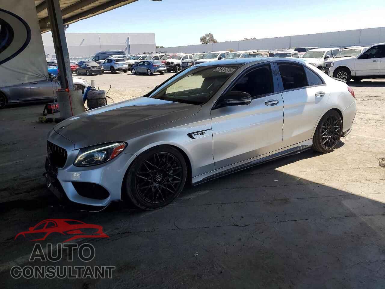 MERCEDES-BENZ C-CLASS 2017 - 55SWF4JB2HU209199