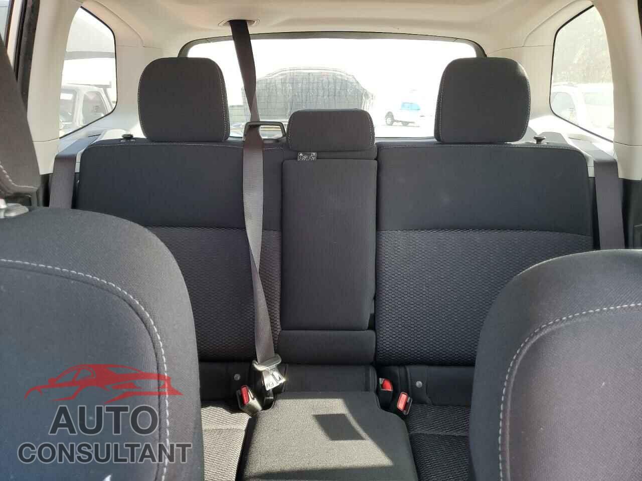 SUBARU FORESTER 2015 - JF2SJAGC4FH420562
