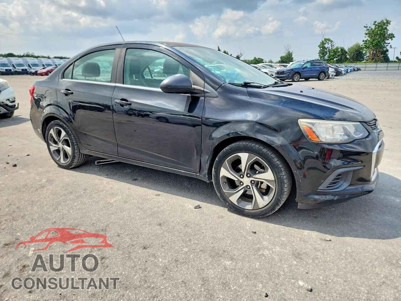 CHEVROLET SONIC 2018 - 1G1JF5SB0J4107759