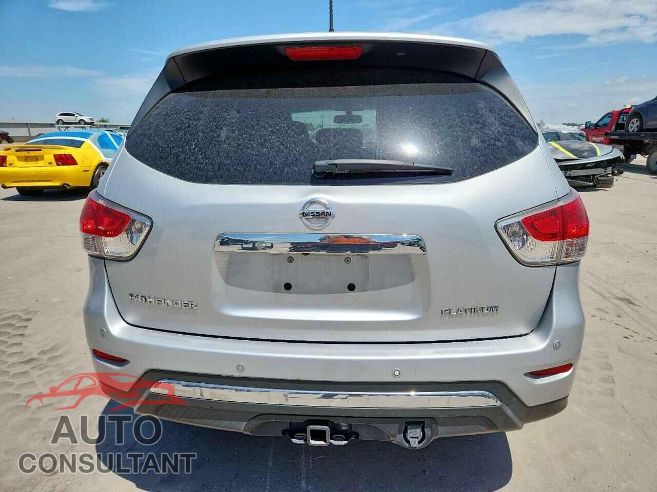 NISSAN PATHFINDER 2016 - 5N1AR2MNXGC665732