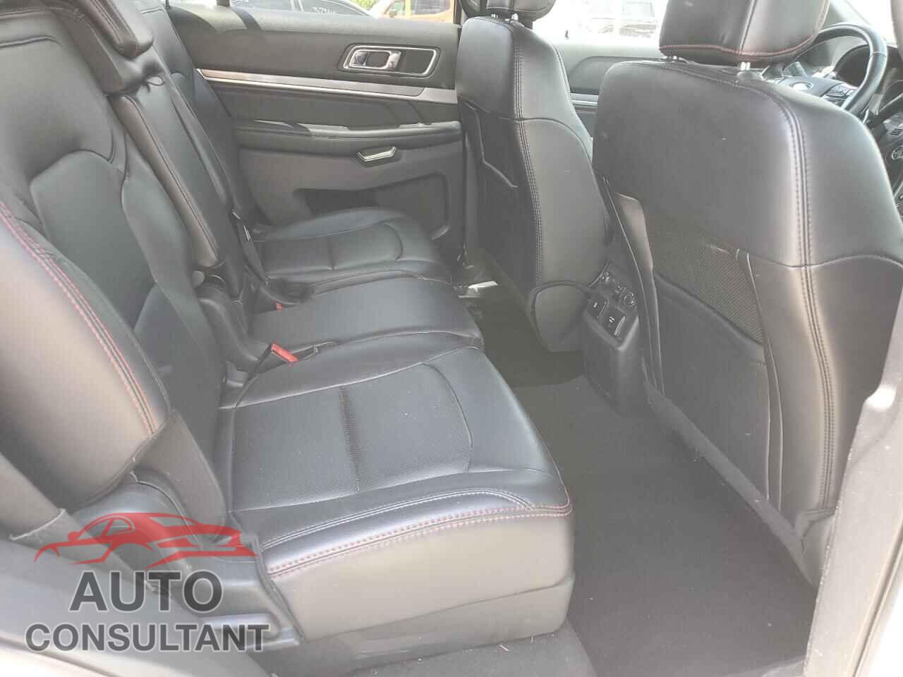 FORD EXPLORER 2019 - 1FM5K8GT2KGA78512