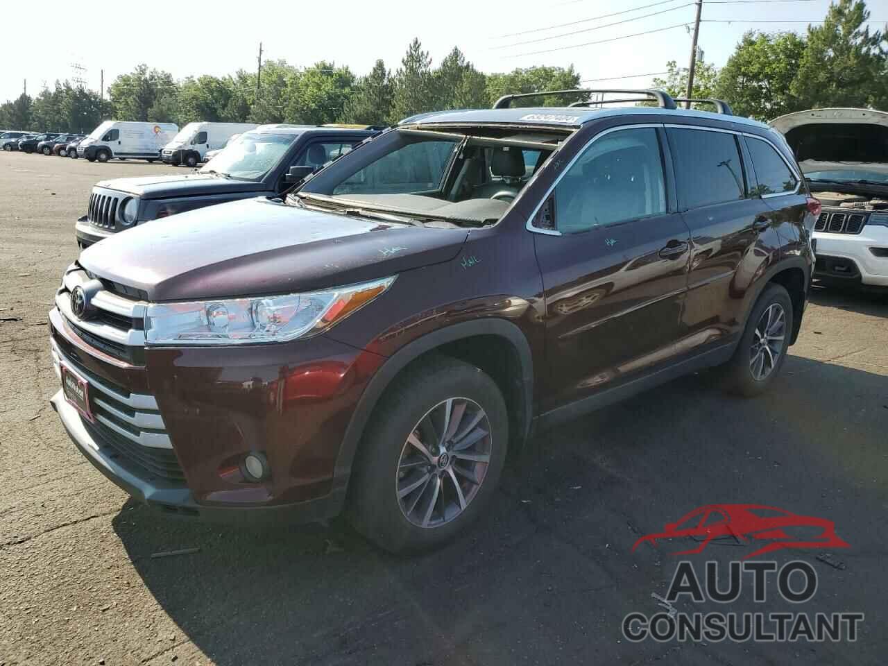 TOYOTA HIGHLANDER 2019 - 5TDJZRFH4KS702463