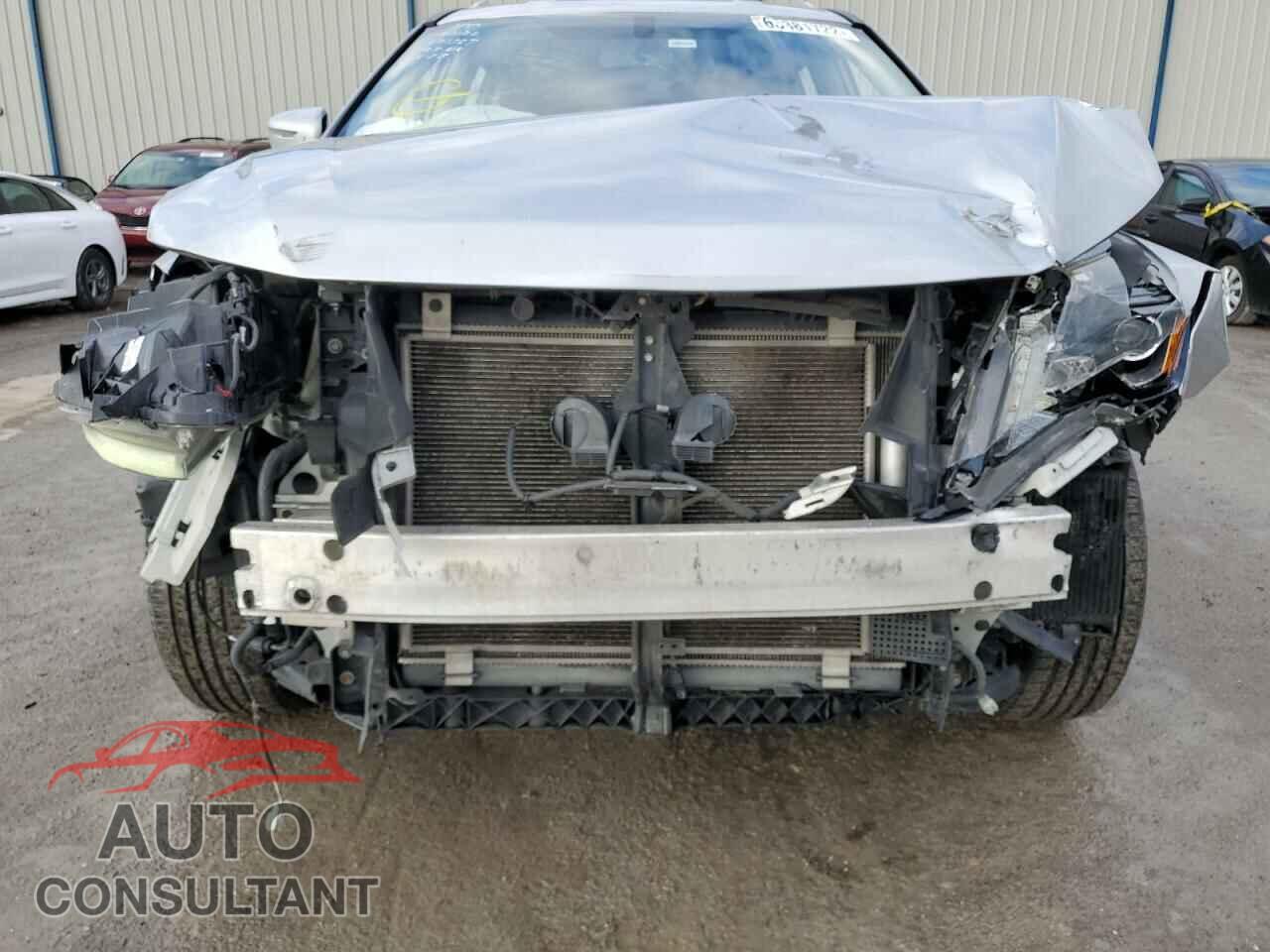 NISSAN PATHFINDER 2017 - 5N1DR2MM2HC683437