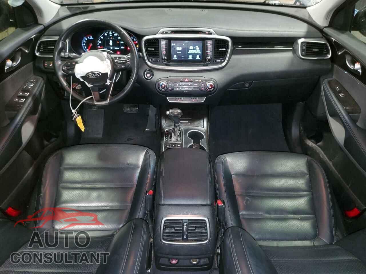 KIA SORENTO 2018 - 5XYPHDA58JG396294