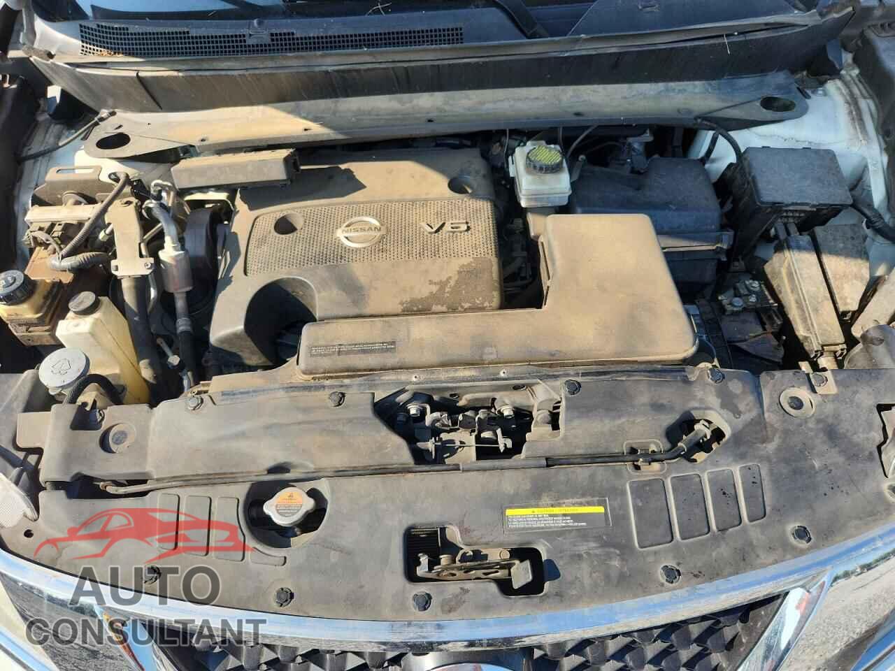 NISSAN PATHFINDER 2015 - 5N1AR2MN7FC715422
