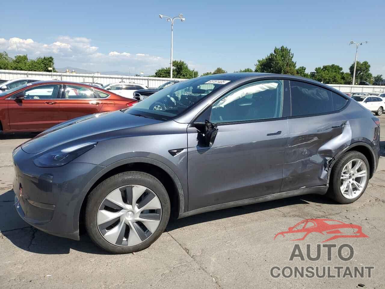 TESLA MODEL Y 2023 - 7SAYGAEE1PF871903