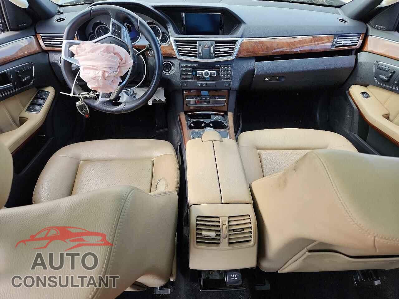 MERCEDES-BENZ E-CLASS 2012 - WDDHF5KB4CA655246