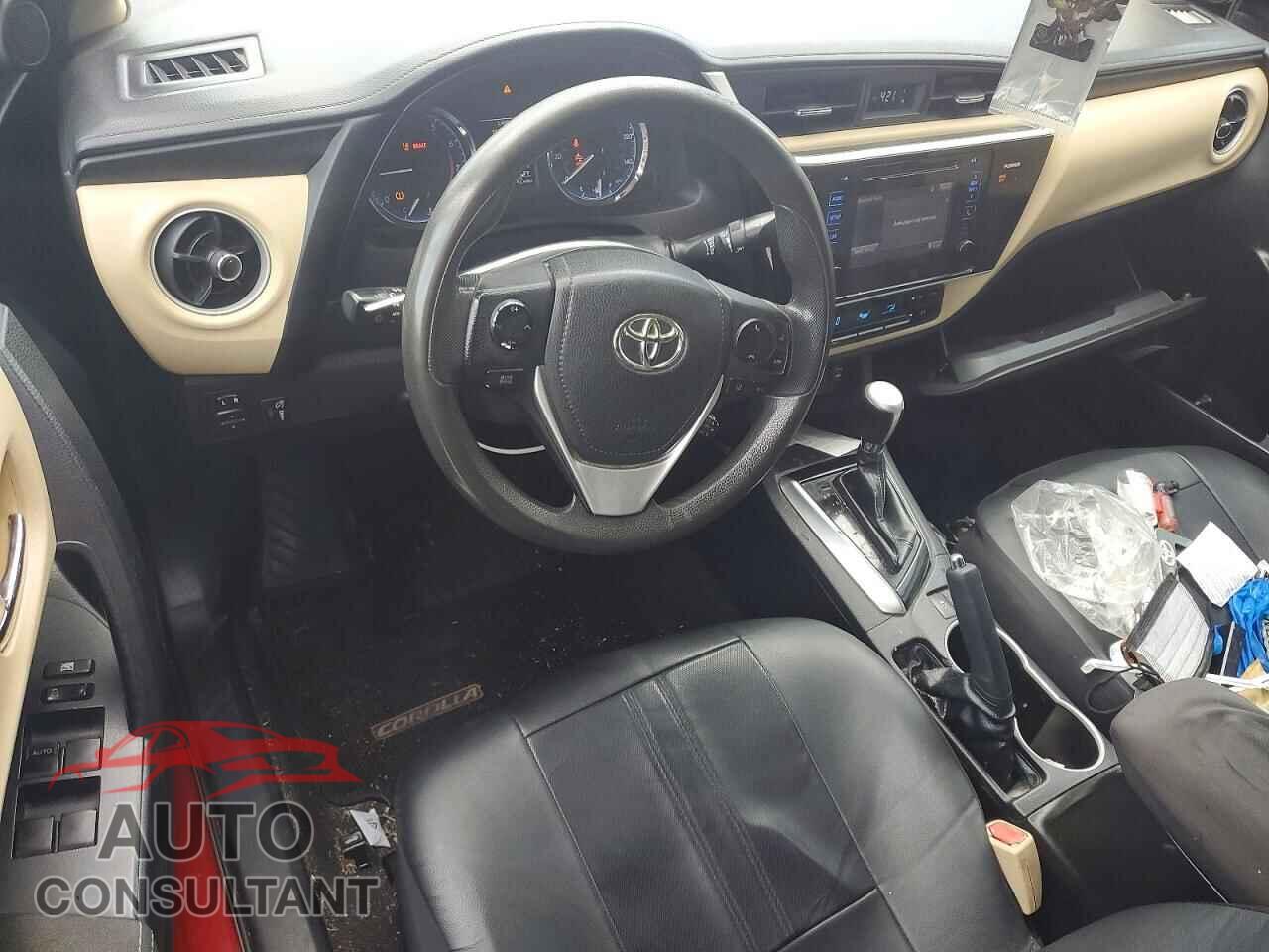 TOYOTA COROLLA 2017 - 5YFBURHE1HP698010