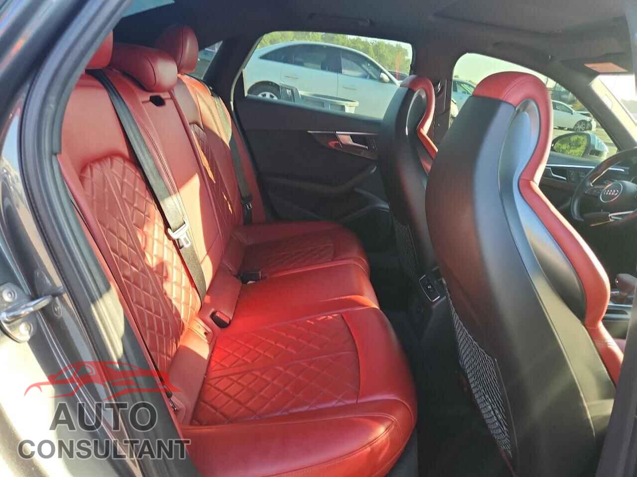 AUDI S4/RS4 2018 - WAUB4AF40JA139468