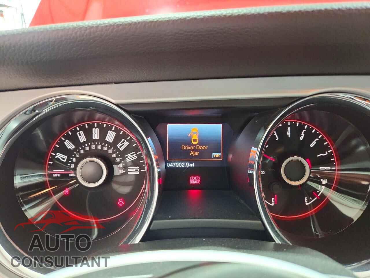 FORD MUSTANG 2014 - 1ZVBP8AM6E5312772