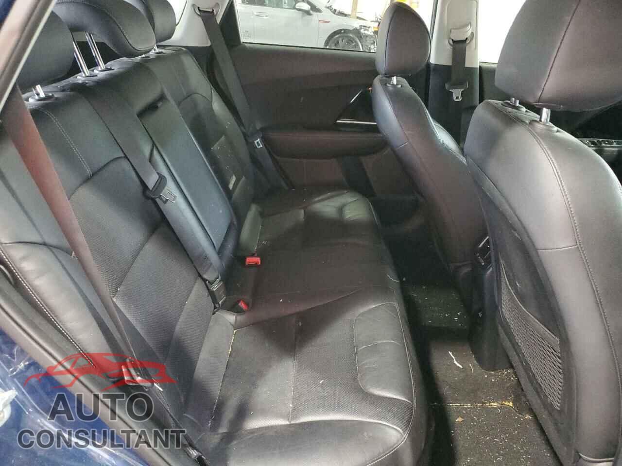 KIA NIRO 2018 - KNDCE3LC9J5108157