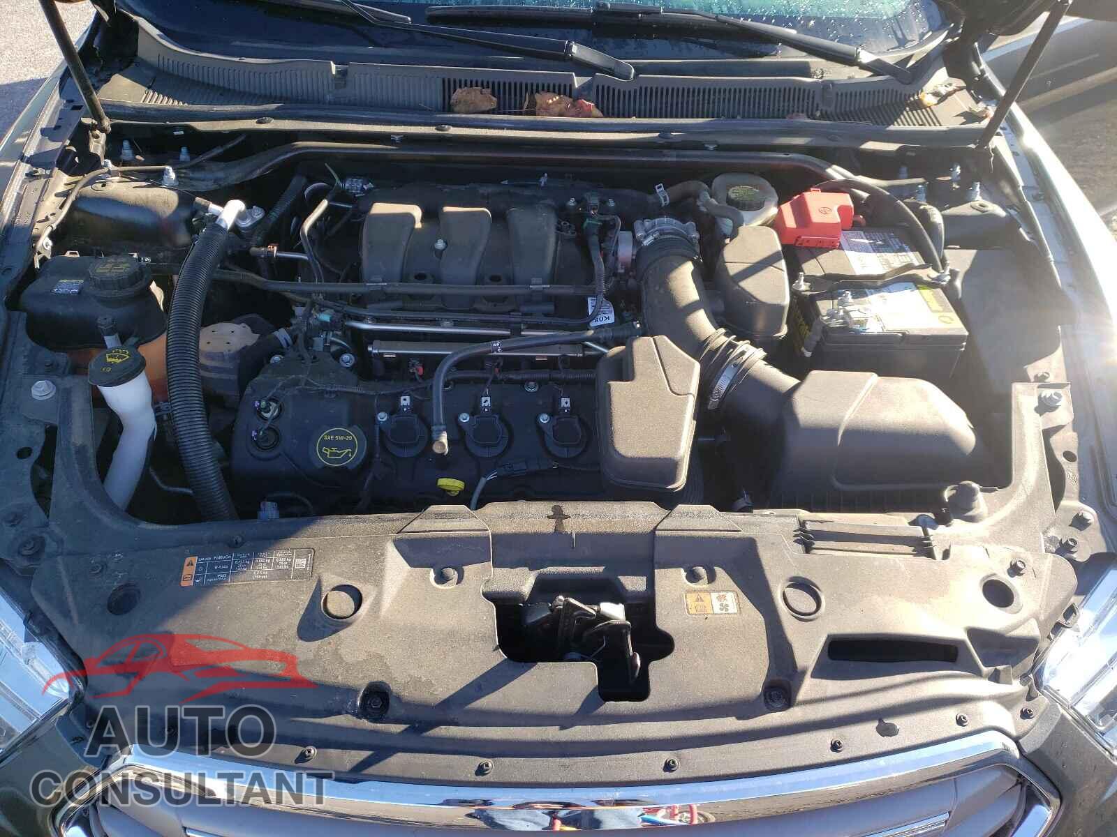 FORD TAURUS 2016 - 1FAHP2E82GG144164
