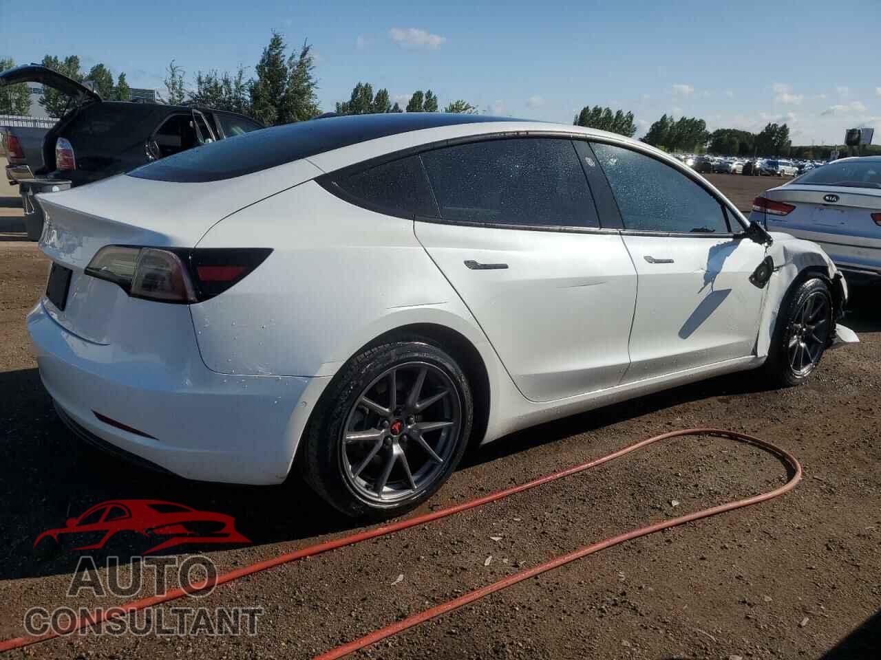 TESLA MODEL 3 2021 - 5YJ3E1EA5MF856990