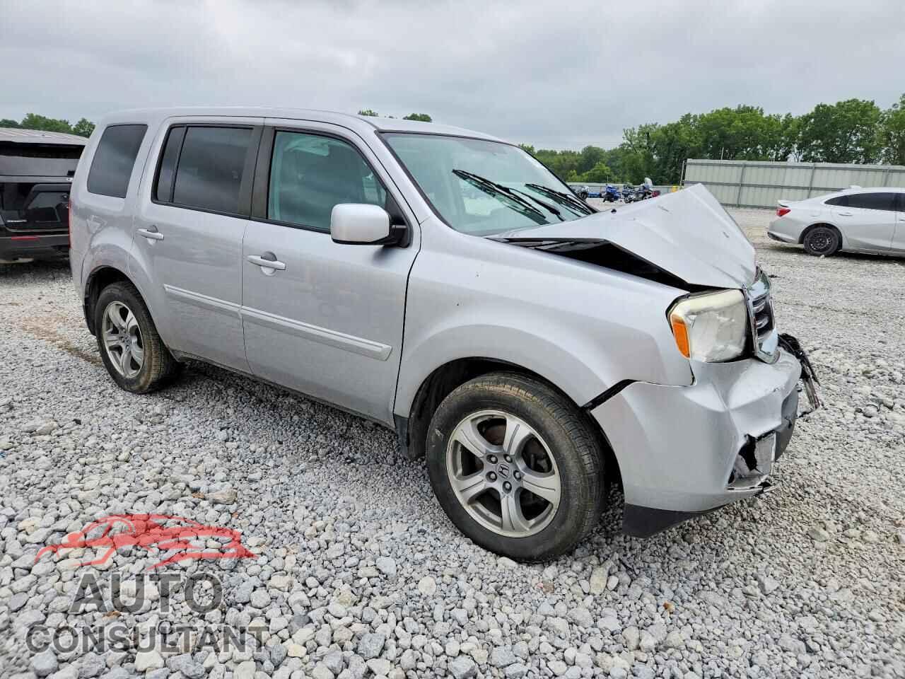 HONDA PILOT 2014 - 5FNYF4H50EB045201
