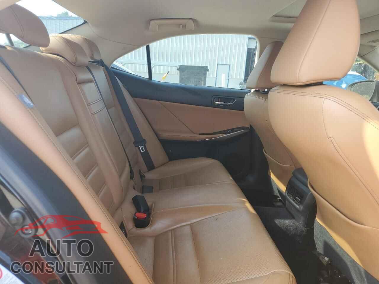 LEXUS IS 2014 - JTHCF1D25E5010612
