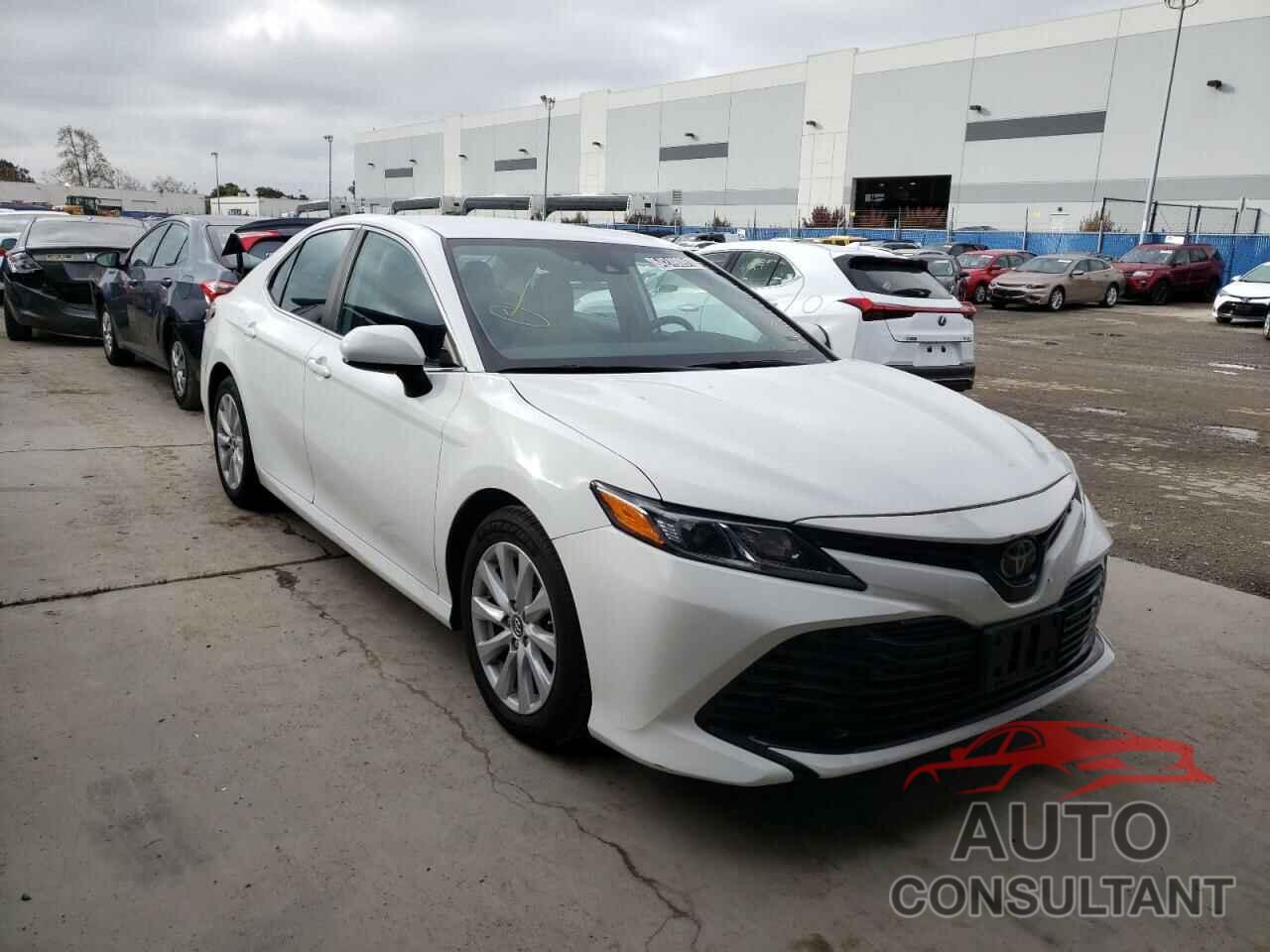 TOYOTA CAMRY 2019 - 4T1B11HK4KU241455