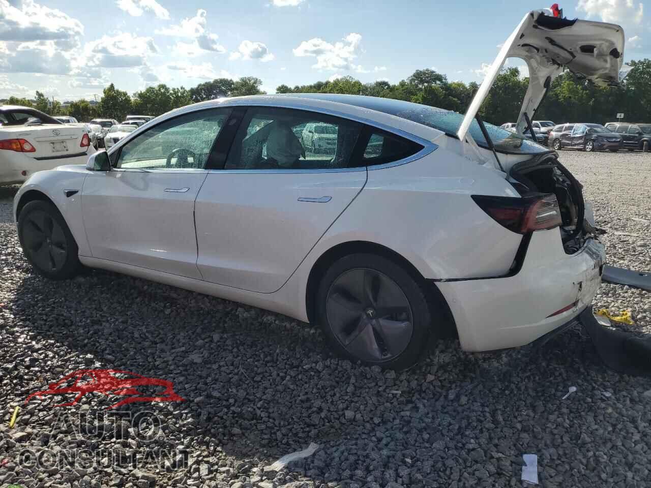 TESLA MODEL 3 2019 - 5YJ3E1EAXKF483880