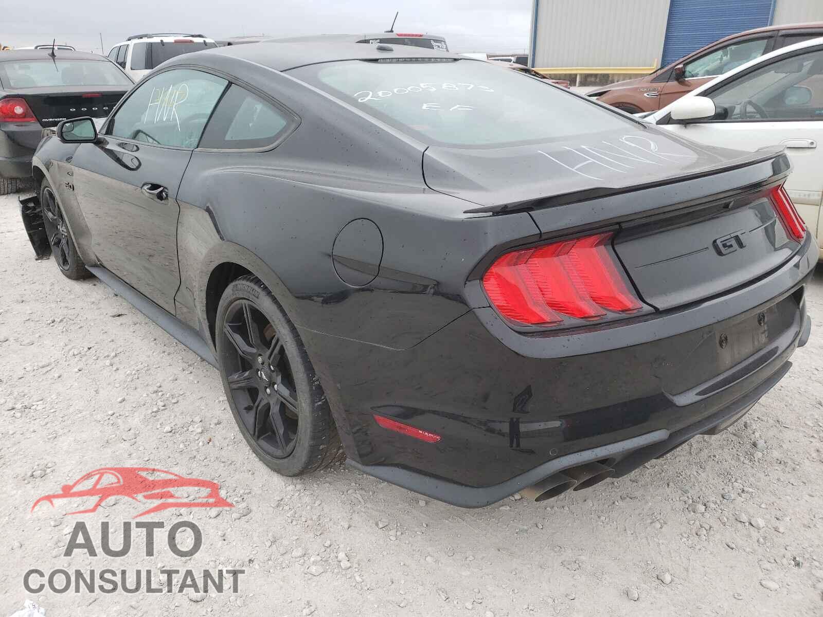 FORD MUSTANG 2018 - 1FA6P8CF8J5111961
