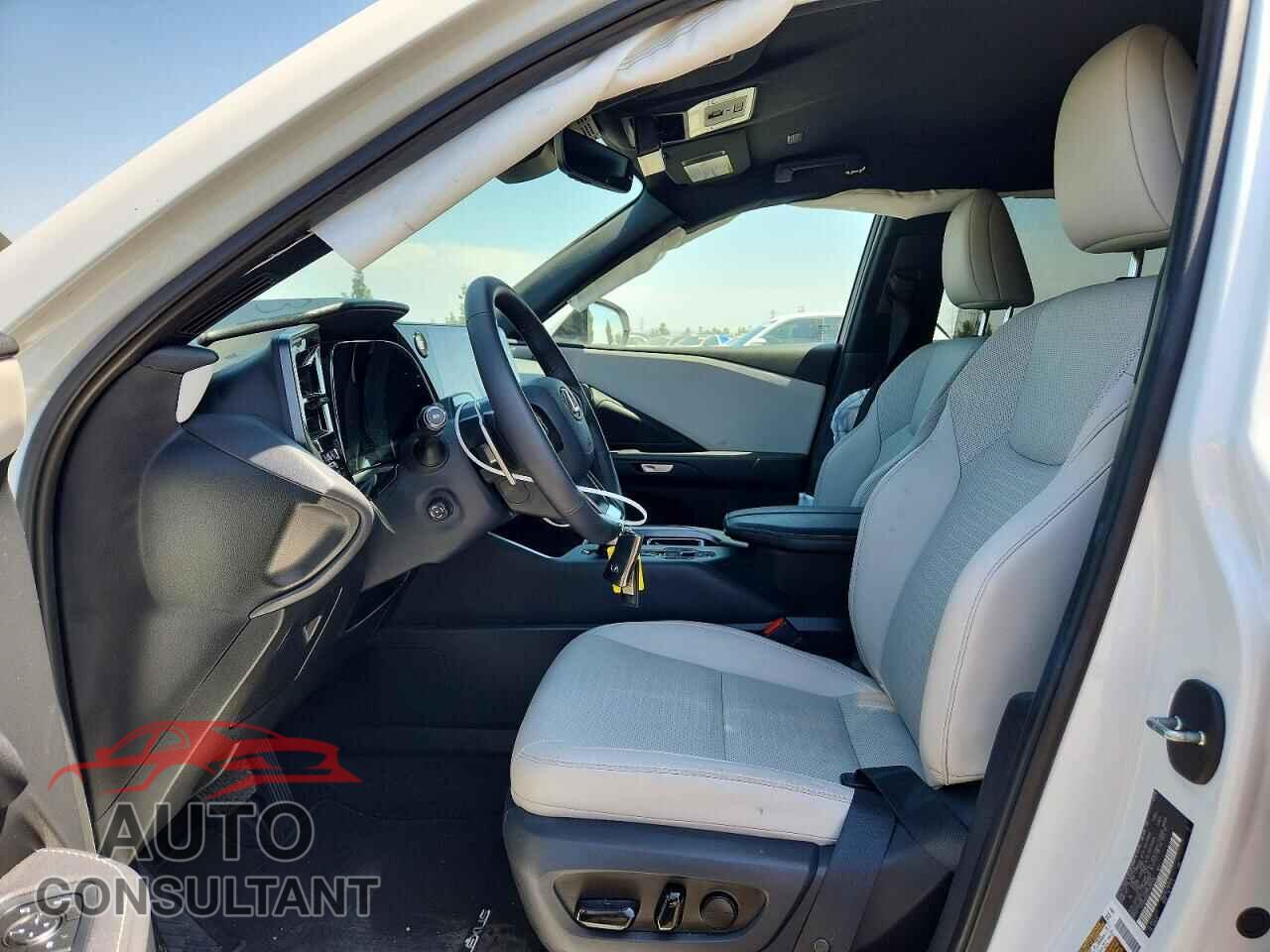 LEXUS UNKNOWN 2026 - 5TDAAAA62TS020276