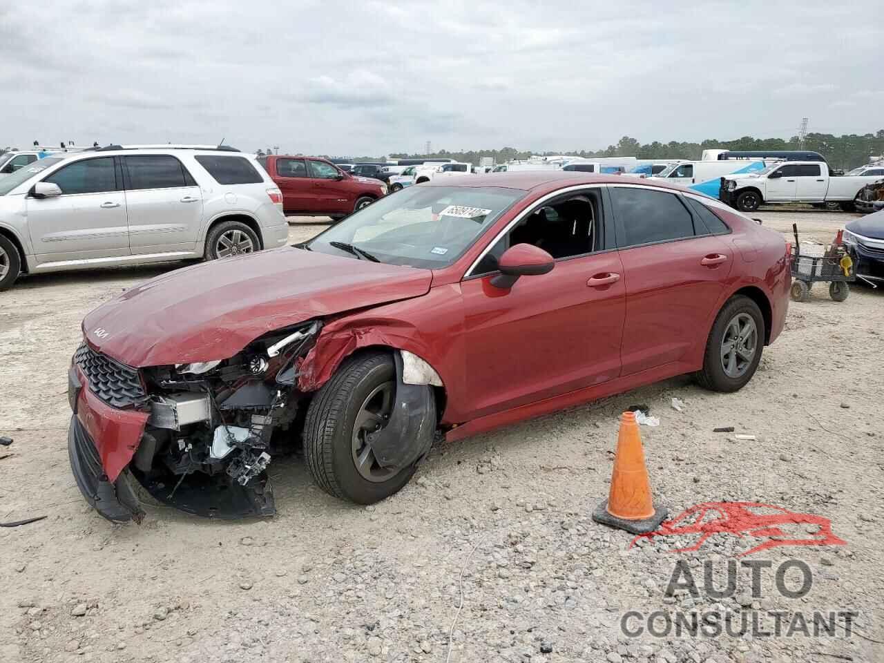 KIA K5 2023 - 5XXG14J23PG216386