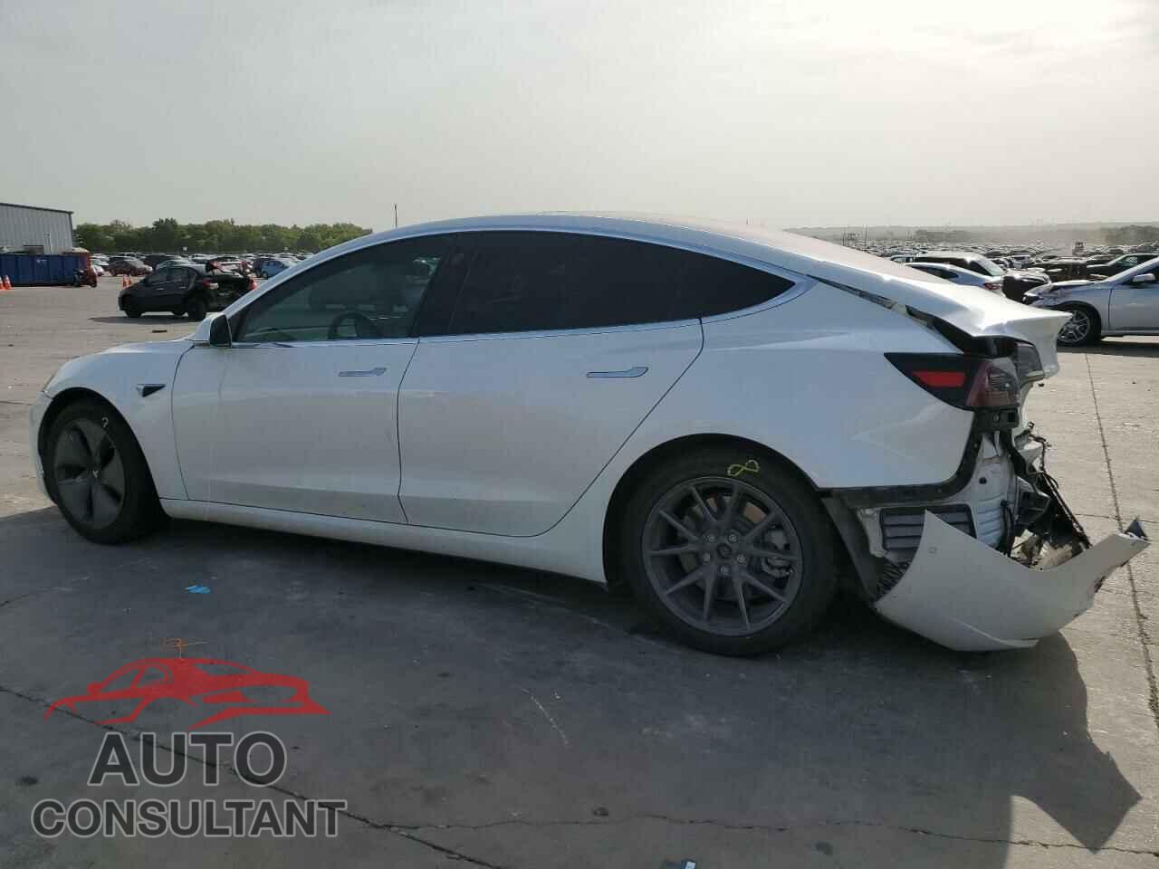 TESLA MODEL 3 2018 - 5YJ3E1EA4JF035357