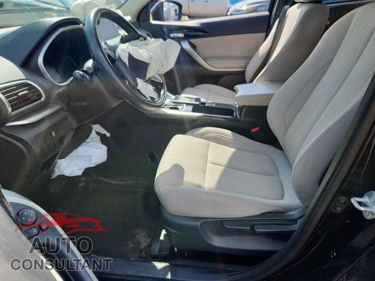 MITSUBISHI ECLIPSE 2019 - JA4AT5AA8KZ001244
