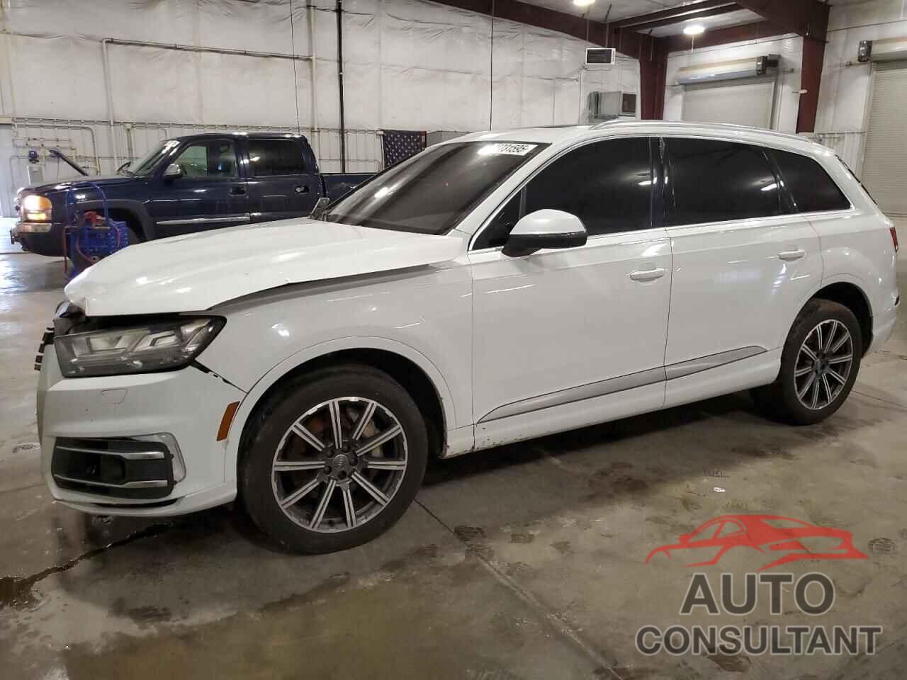 AUDI Q7 2017 - WA1LAAF79HD024400