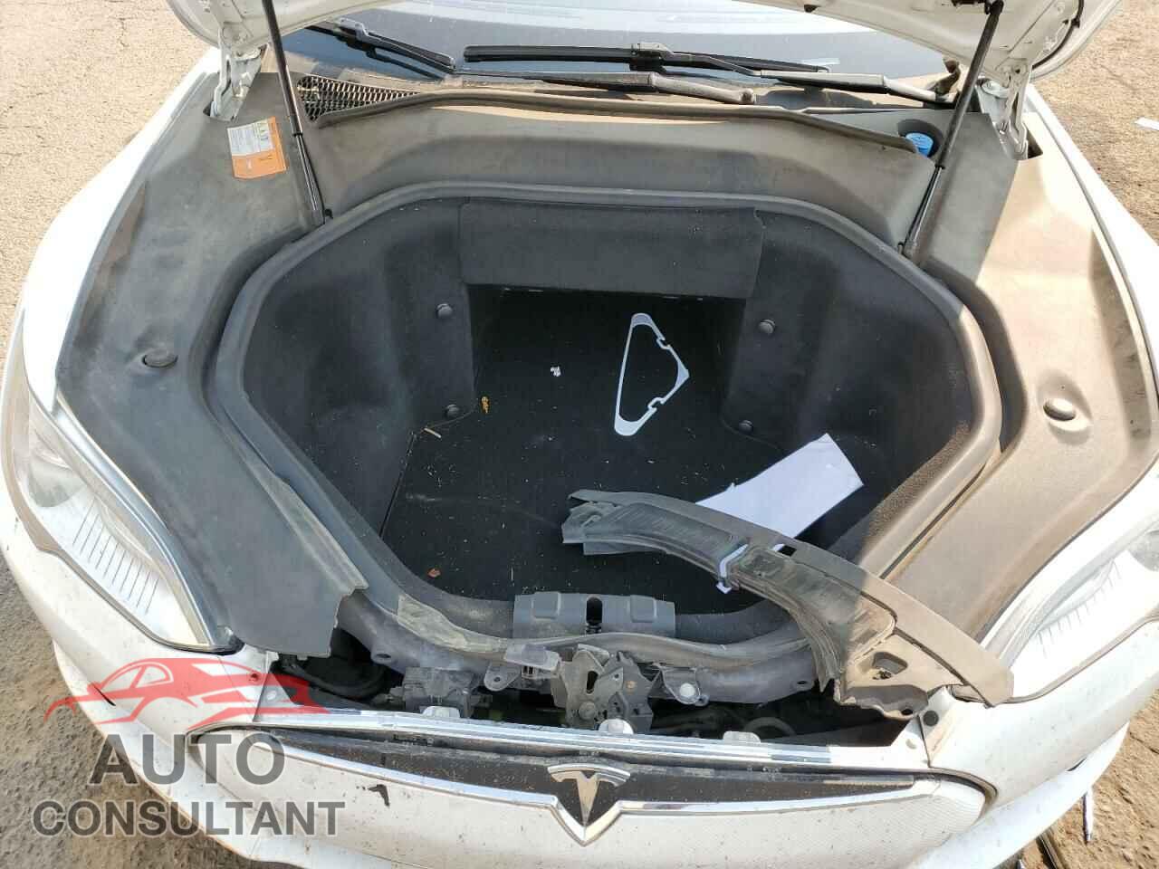 TESLA MODEL S 2013 - 5YJSA1CN7DFP20227