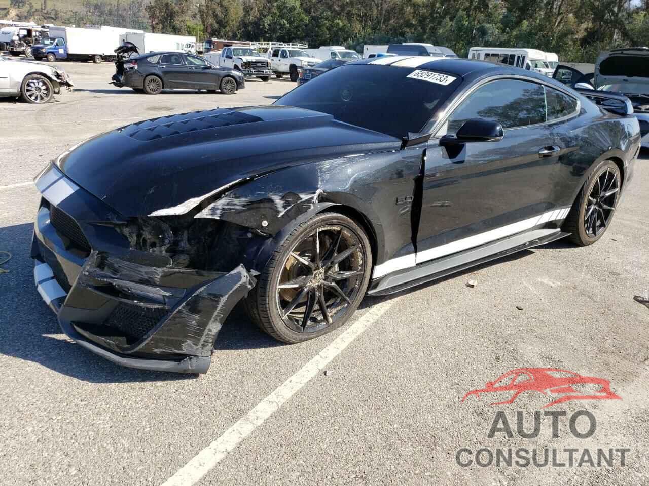 FORD MUSTANG 2018 - 1FA6P8CF0J5185200