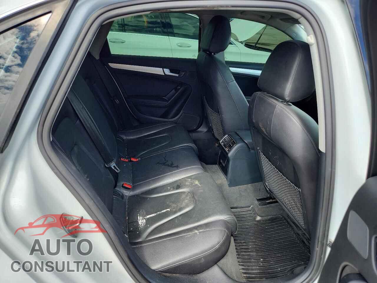 AUDI A4 2013 - WAUFFCFL6DN035174