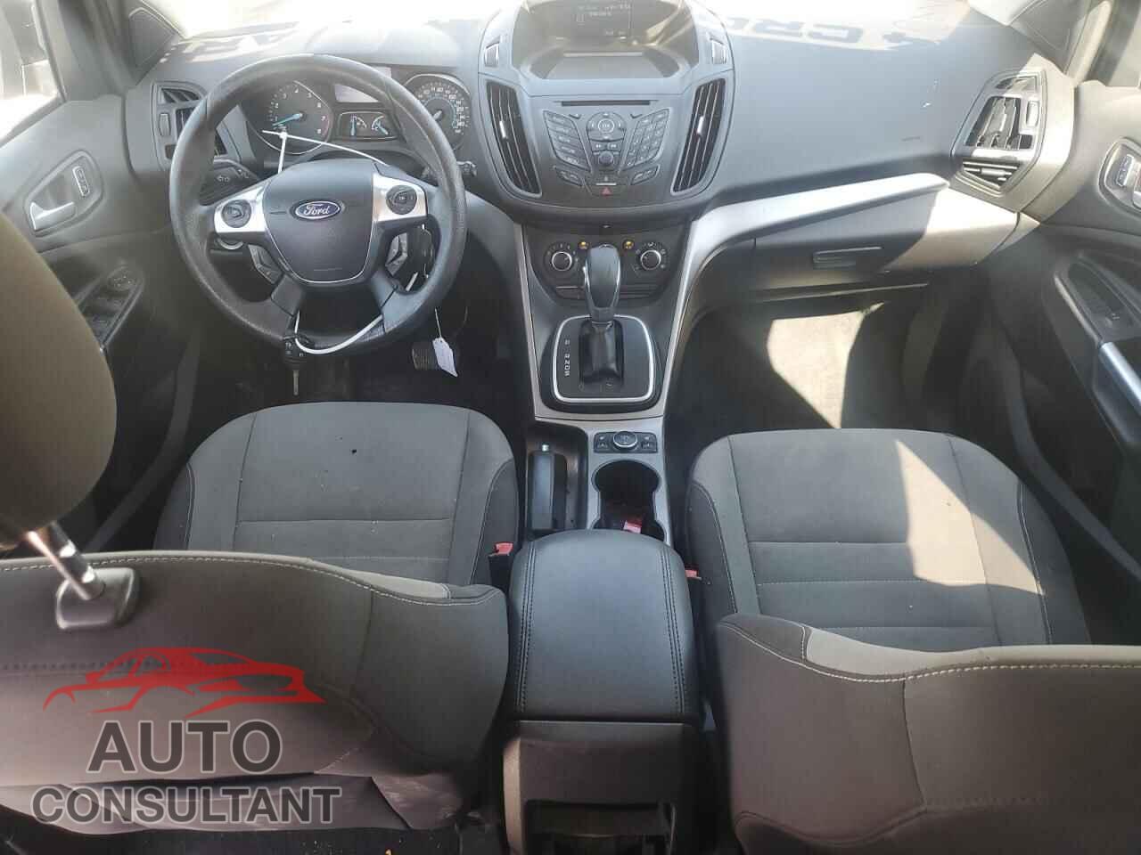 FORD ESCAPE 2013 - 1FMCU9G95DUD04770