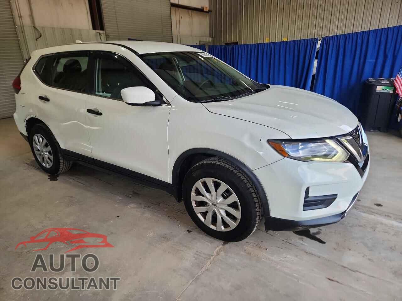 NISSAN ROGUE 2017 - KNMAT2MV8HP614939