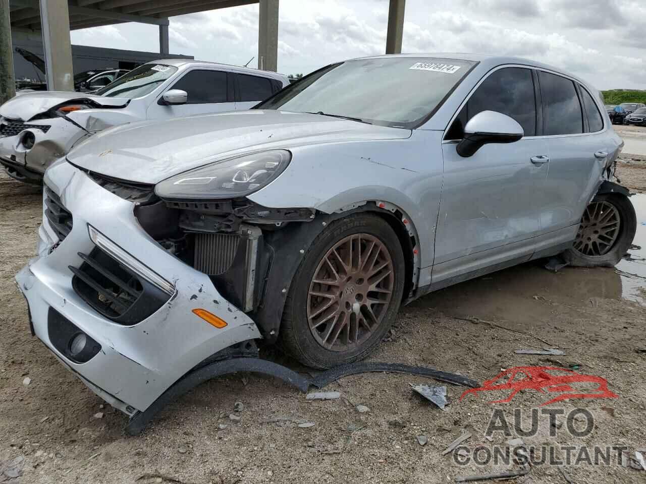 PORSCHE CAYENNE 2017 - WP1AB2A26HLA51022